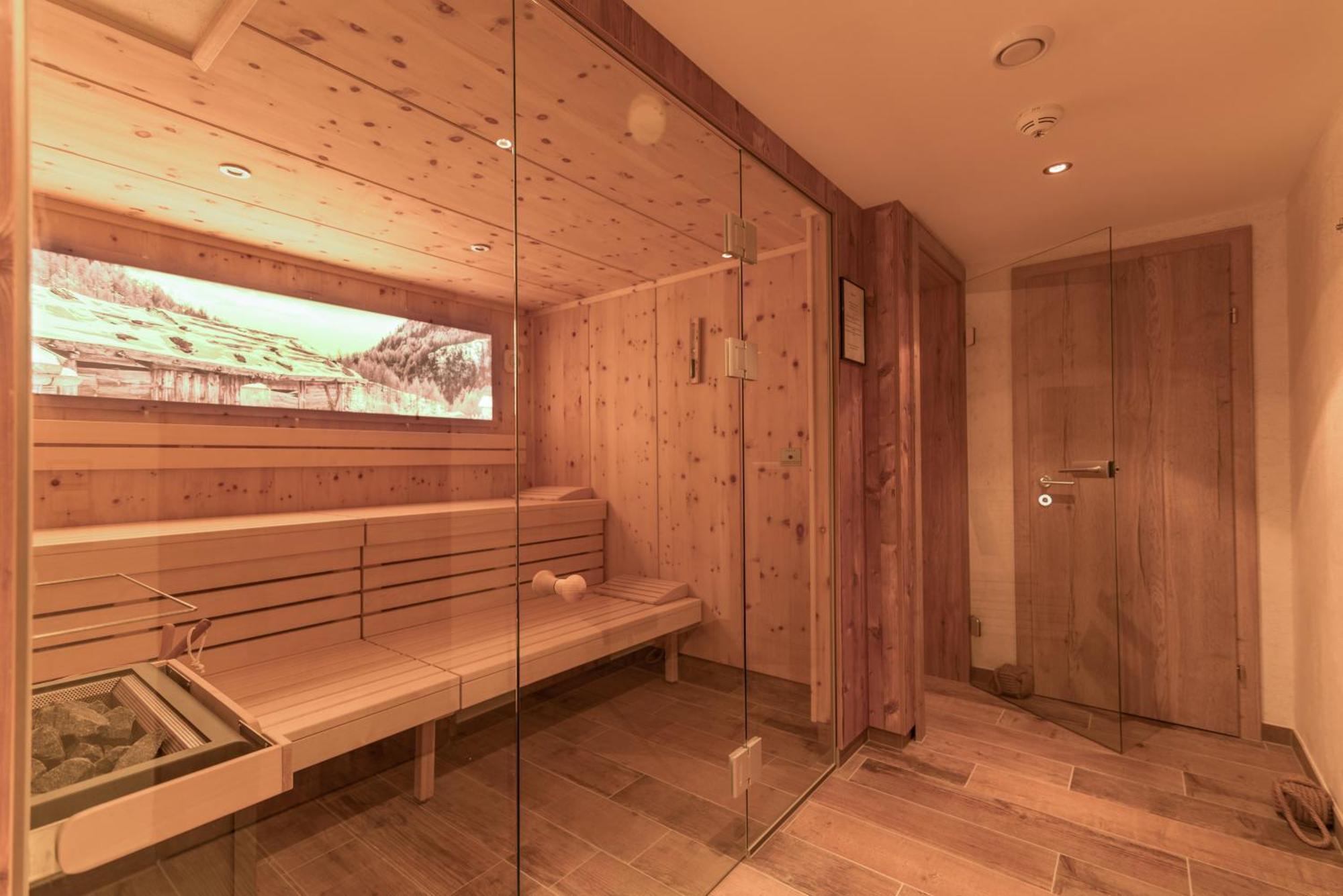 Hotel Garni Alpenblick Ischgl Bagian luar foto