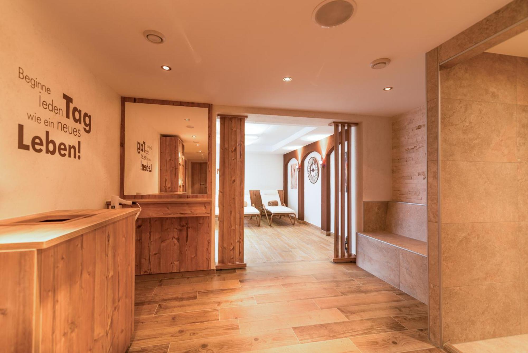 Hotel Garni Alpenblick Ischgl Bagian luar foto